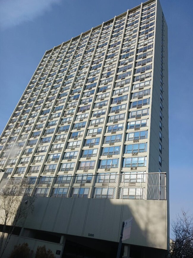 5100 N Marine Dr