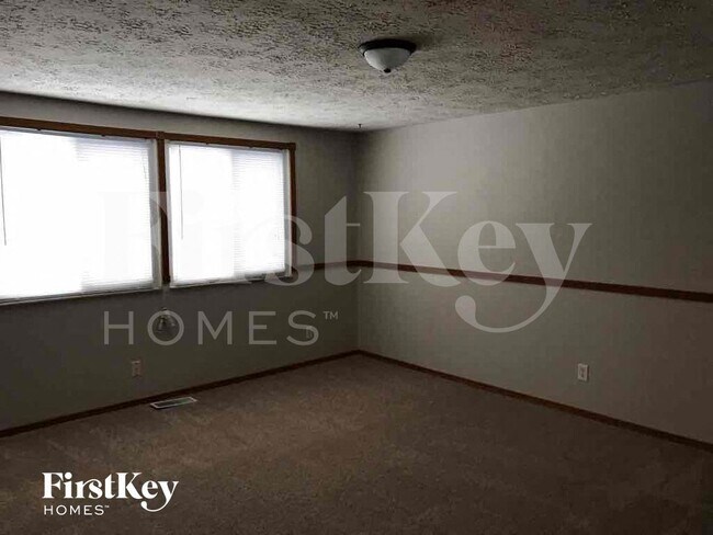 Photo - 5901 Pemberly Dr