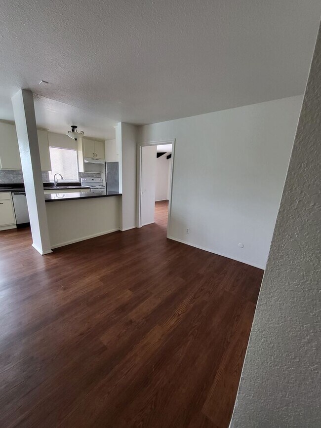 3140 Midway Dr