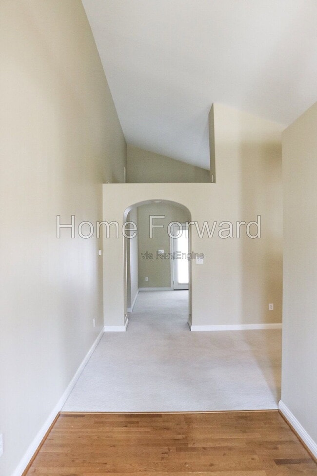 Photo - 341 Hays Blvd