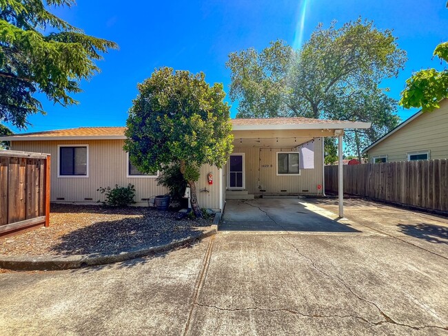 E Street, 1629 - E Street, 1629 Apartment Unit 1
