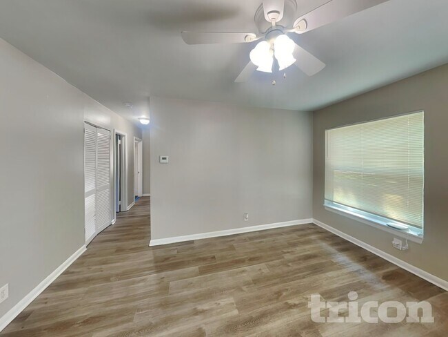 Photo - 7002 Ponderosa Dr