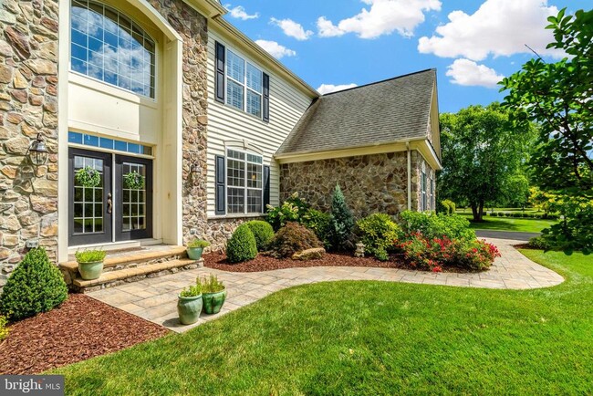 Building Photo - 22374 Dolomite Hills Dr