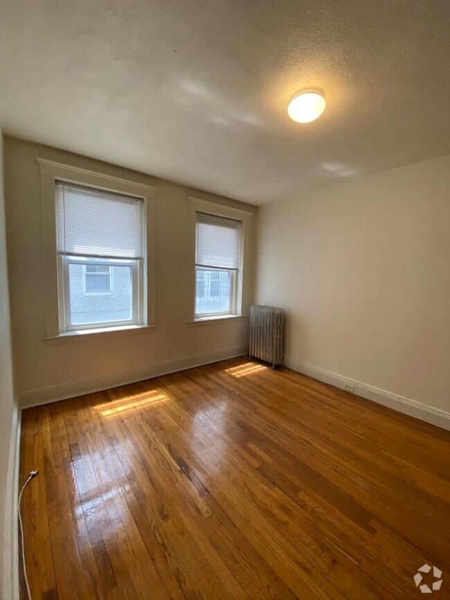 Building Photo - 90 Brainerd Rd Rental