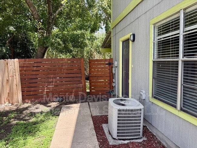 Photo - 1203 Southport Dr Unit D