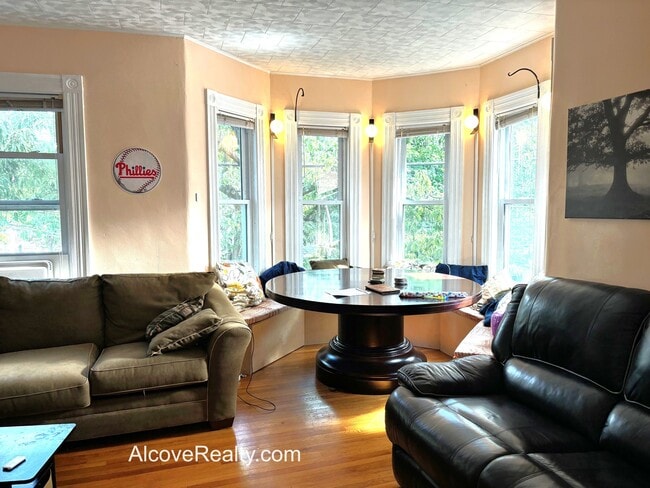 Photo - 36 Foskett St Unit 2