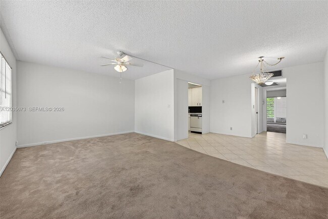 Photo - 2401 Antigua Cir Unit E3