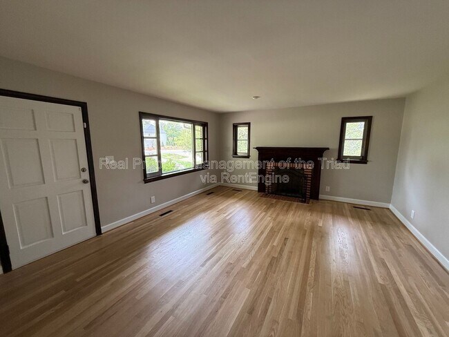 2345 Griffith Rd