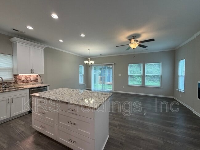 Photo - 125 Charlotte Ave