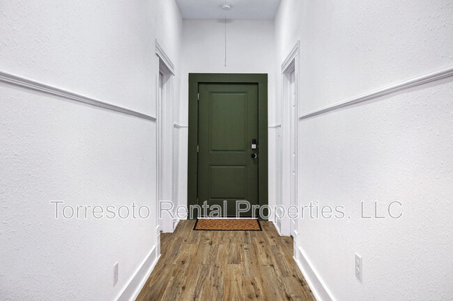 Photo - 226 Porter St