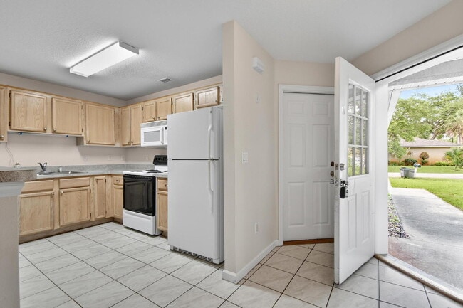 Photo - DUPLEX