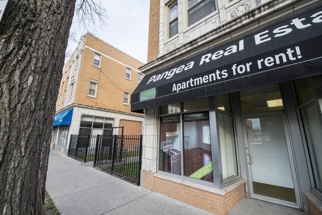 Primary Photo - 5957-73 W Madison St 11-17 S Austin Chicago, IL 60644