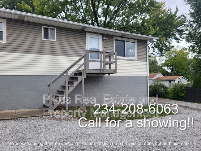 Building Photo - 3639 Albrecht Ave