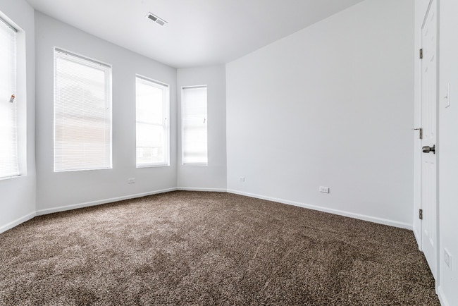 Photo - 1630 S Sawyer Ave