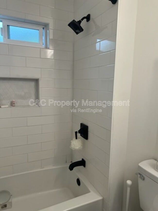 Photo - 59 W Castle St