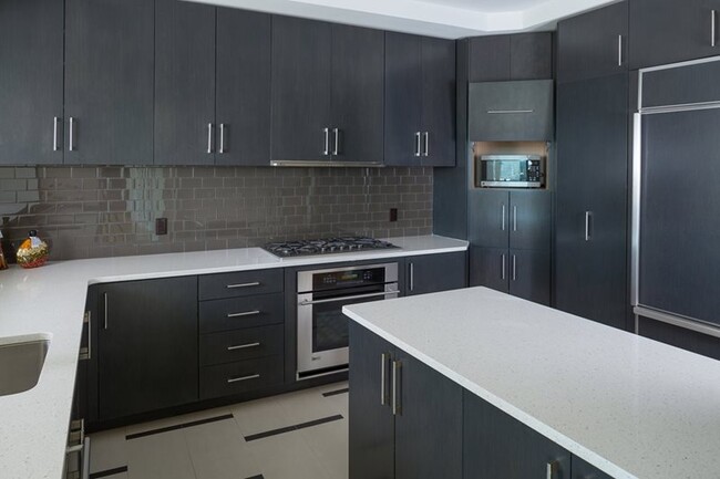 Building Photo - Skyline Ridge Rental