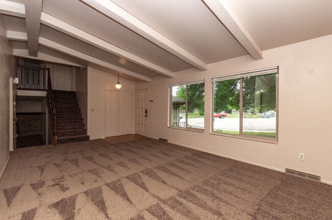 Photo - 6674 Braun Ct