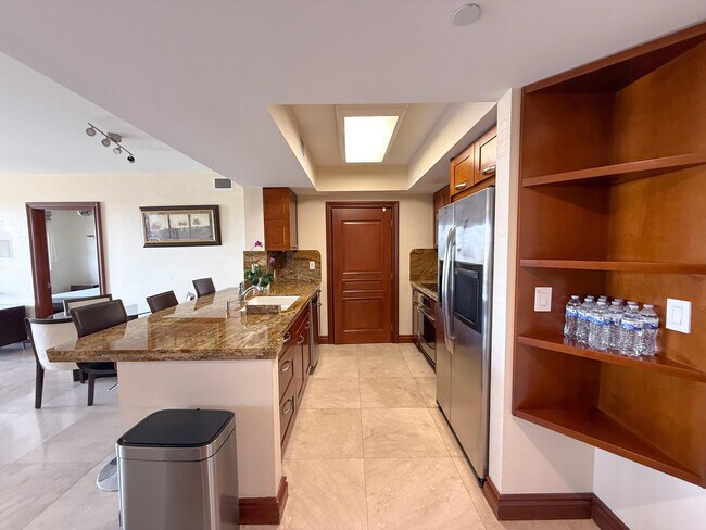 Photo - 19501 W Country Club Dr Unidad 1105