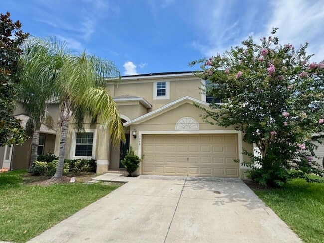 Building Photo - WYNDHAM LAKES ESTATES 4/2.5 HOME FOR RENT - LAKE VIEW!