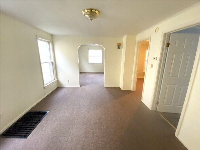 Photo - 37 Rotary Ave Unit 1