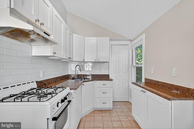 Photo - 3629 22nd St N