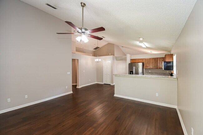 Photo - 2741 Acorn Park Dr N