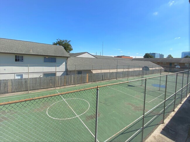 Photo - Amherst Apartments