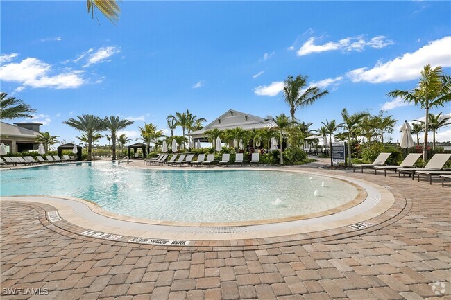 Building Photo - 11751 Venetian Lagoon Dr Unit 104 Rental