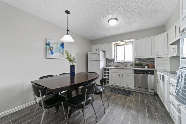 Photo - 5330 Daytona Dr