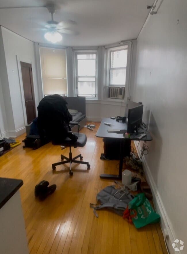 Building Photo - 73 Westland Ave Rental