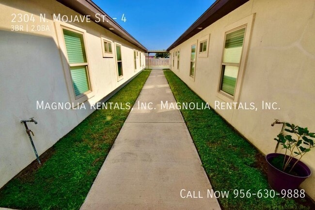 Photo - 2304 N Mojave St Unidad 4