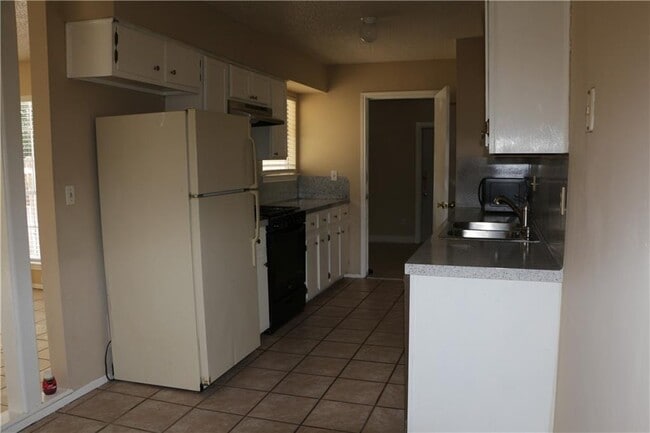 Photo - 4003 Stonebridge Dr