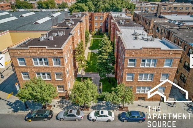 Photo - 3533 N Broadway Unit 3