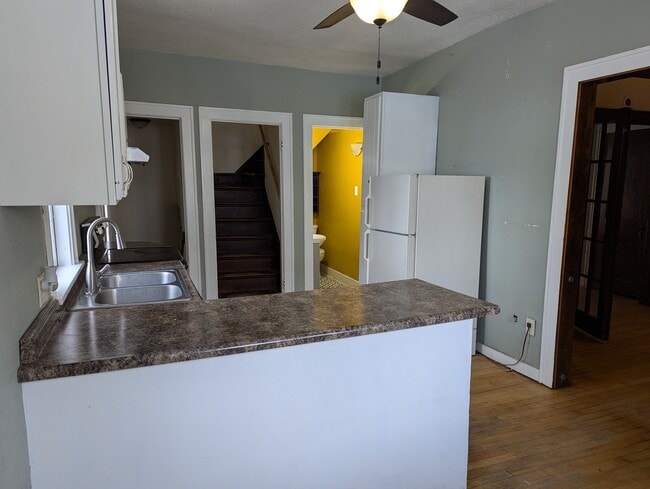 Photo - 828 E Thomas St