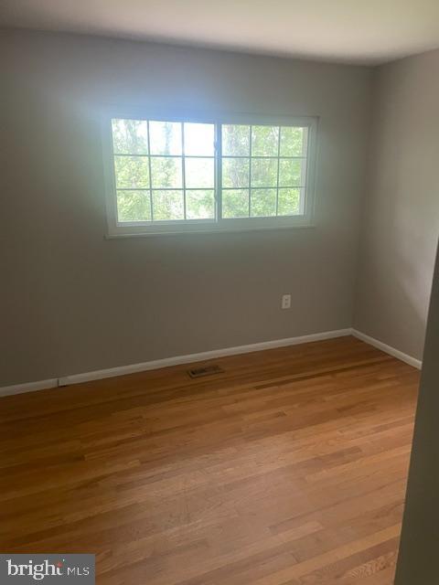 Photo - 216 Maple St