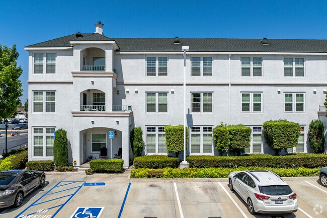 Creekview Senior Community