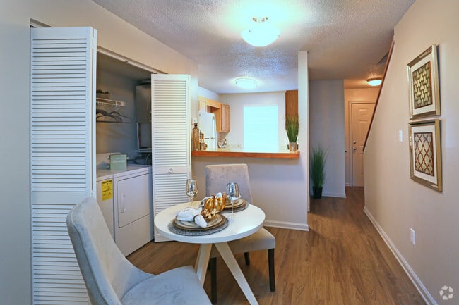 2BR, 2.5BA Dining