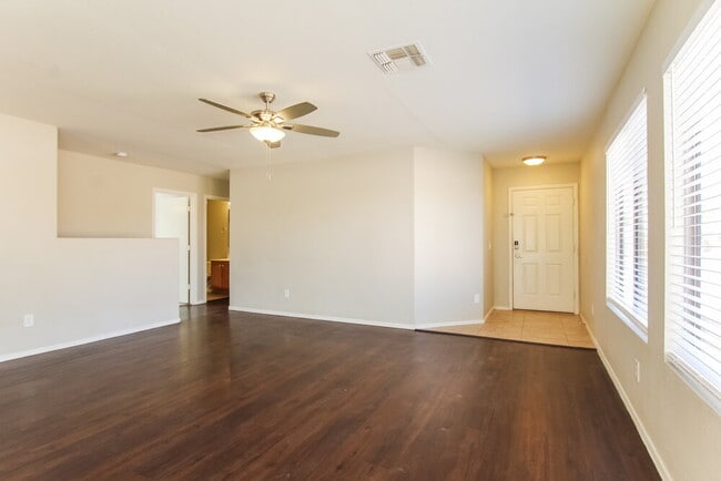 Photo - 16080 W Jackson St