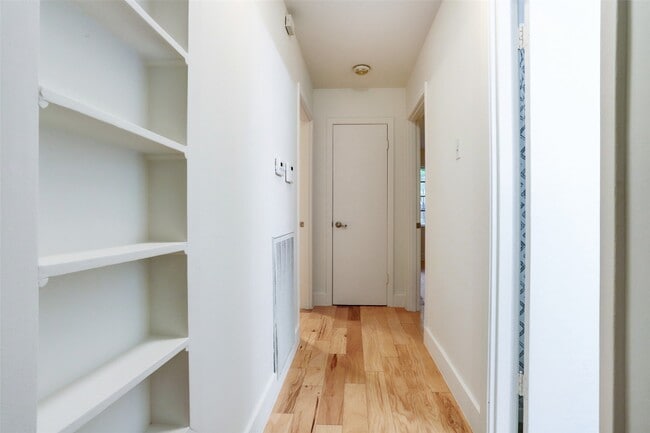 Photo - 3611 Galway Ln