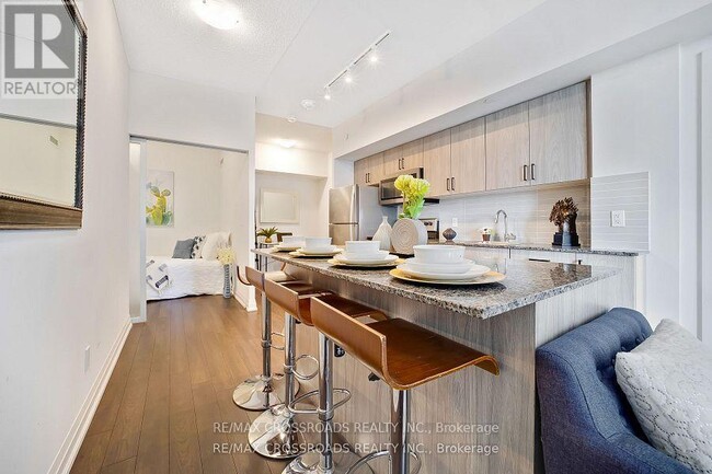 Photo - 20 Meadowglen Pl Unit 1910