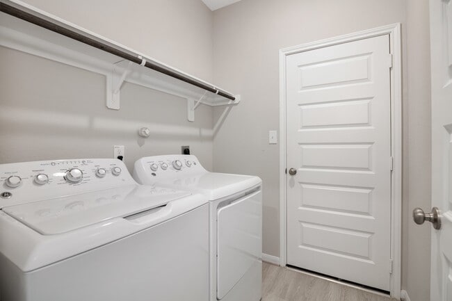 Building Photo - 8439 Moonlight Bay Cir