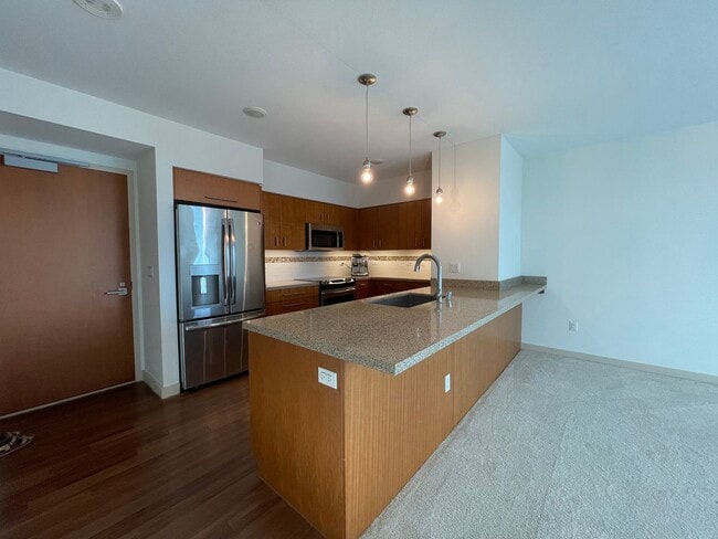 Photo - 1 bed/1 bath/ 1 parking Keauhou Place