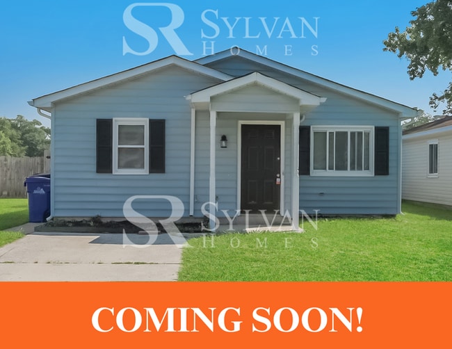 Building Photo - Enjoy living the good life in this 3 bedroom, 1 bathroom home