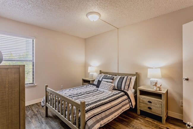 Photo - Cimarron Apartments