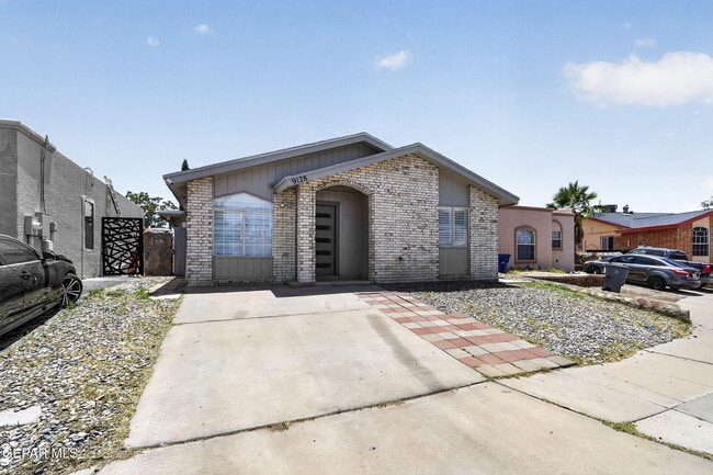 Photo - 9128 Bur Oak Cir