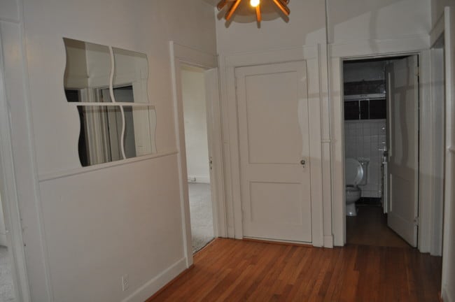 Photo - 160 Pleasant St Unit 1