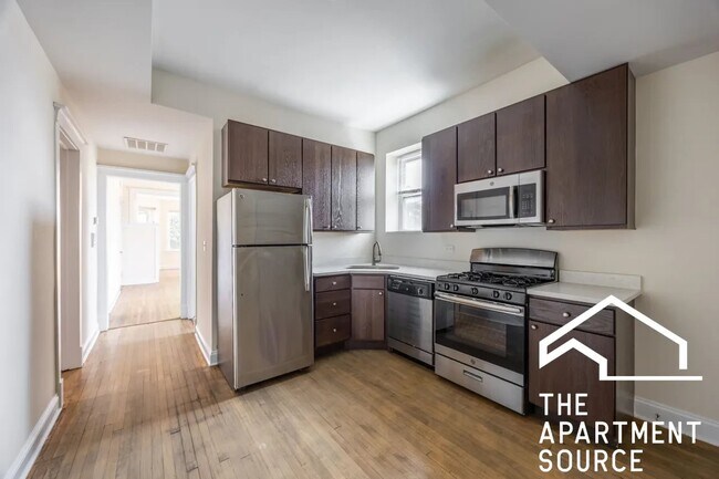 Photo - 2814 N Troy St Unit 2814 North Troy Street