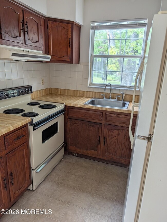 19D Spring St