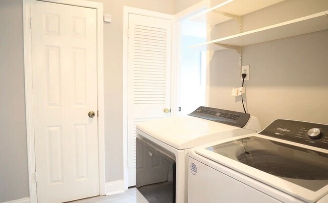 Photo - 2657 Crestdale Cir SE