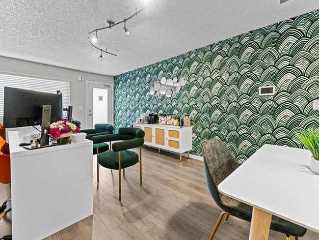 Photo - Peaks at the Park